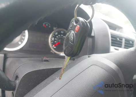 2012 Ford Escape Xlt из США, поврежденный, VIN 1FMCU9D73CKA97275